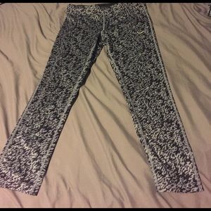 Nike Dri- Fit Crop Leggings
