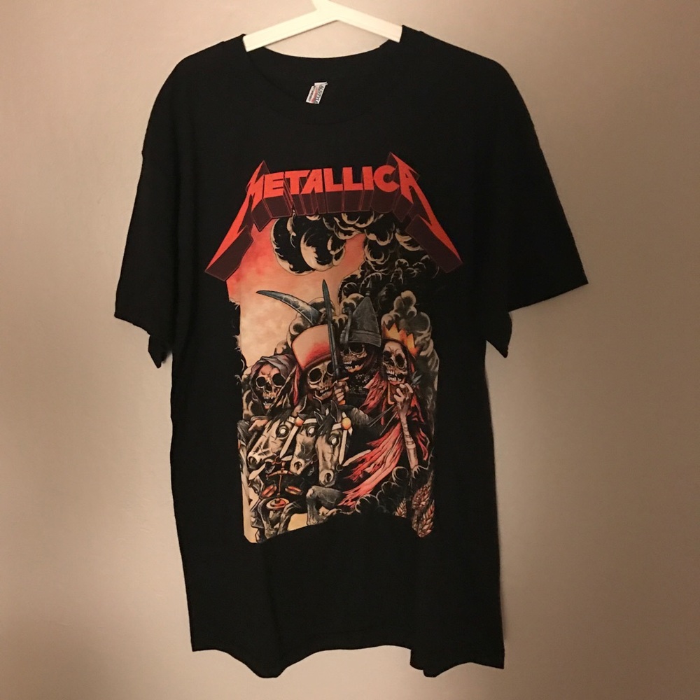 Metallica short sleeve tee
