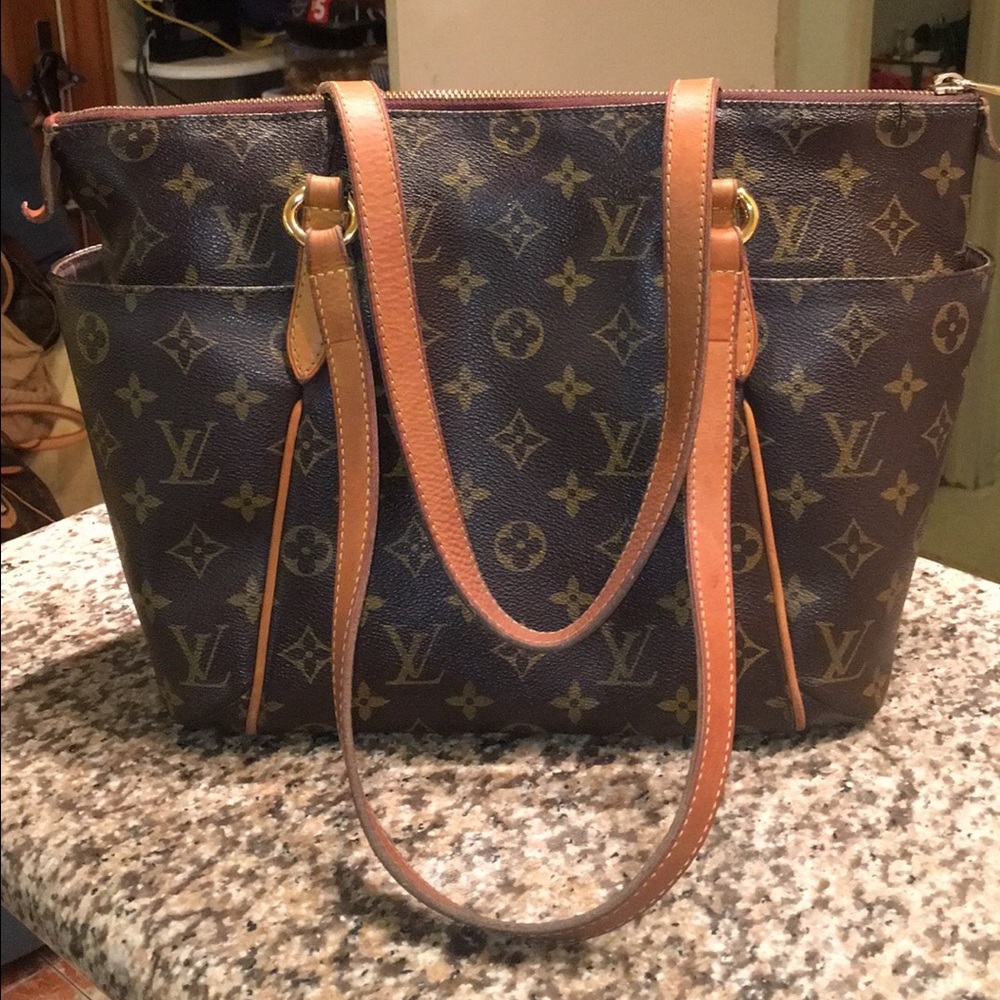 Louis Vuitton Totally PM