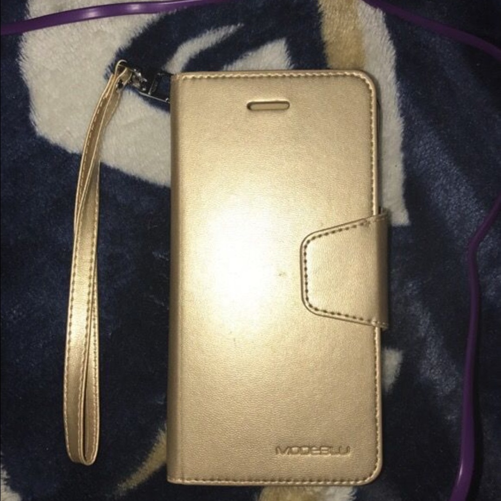 iPhone 7+ wallet case really cute