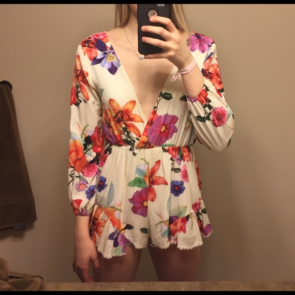 Nordstrom Flowy Romper - Picture 2 of 2