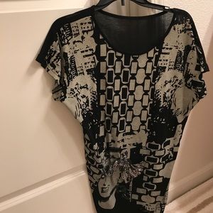 Stylish print top