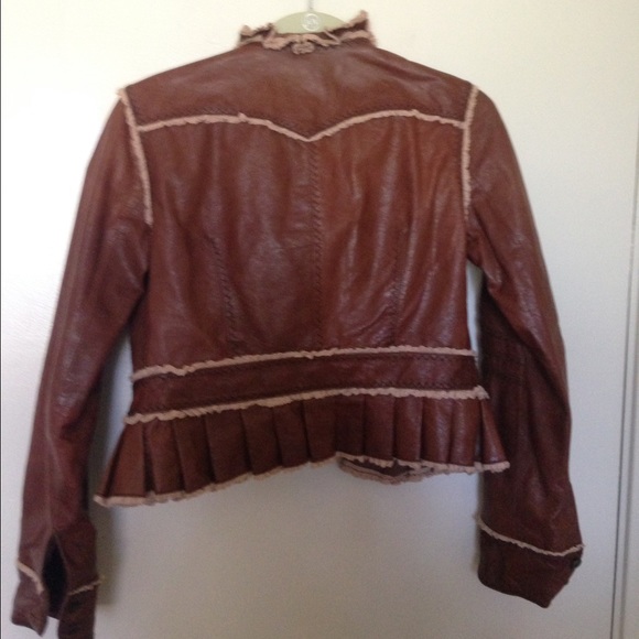 Moda International ruffle jacket - Picture 2 of 2