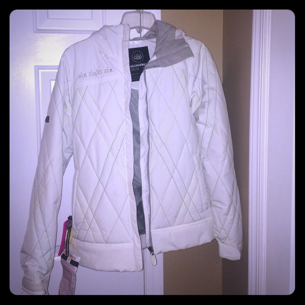 Six Eight Six ski/snowboarding jacket size small