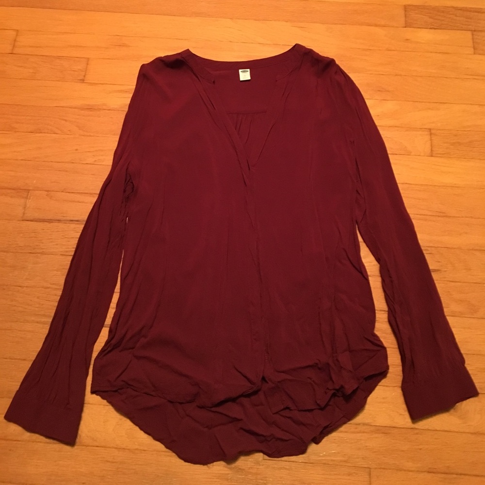 Burgundy Old Navy top