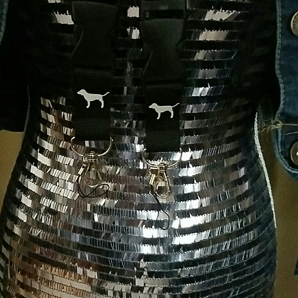 💕🐶 2 PINK VICTORIA'S SECRET LANYARD 💕🐶 - Picture 4 of 4