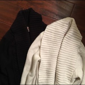Bundle special!!! 2 Mossimo sweaters, blk/cream