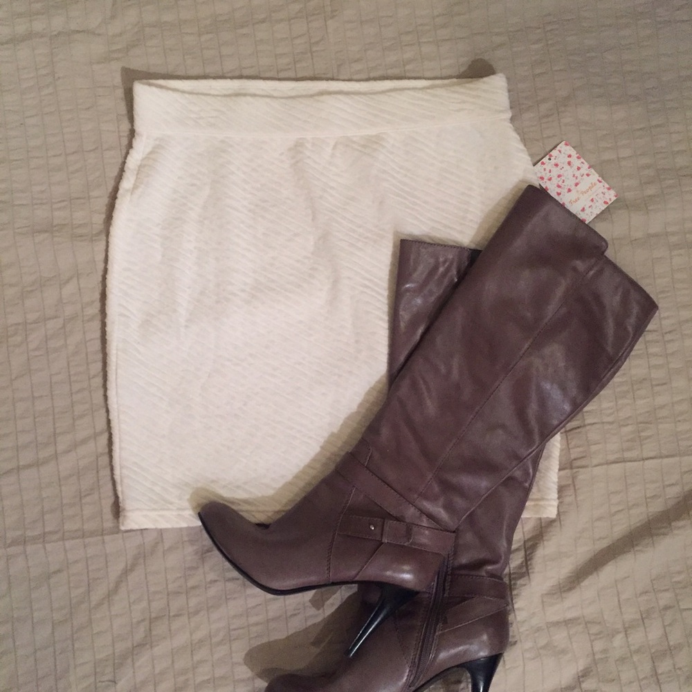 White Free People Patterned Stretch Skirt