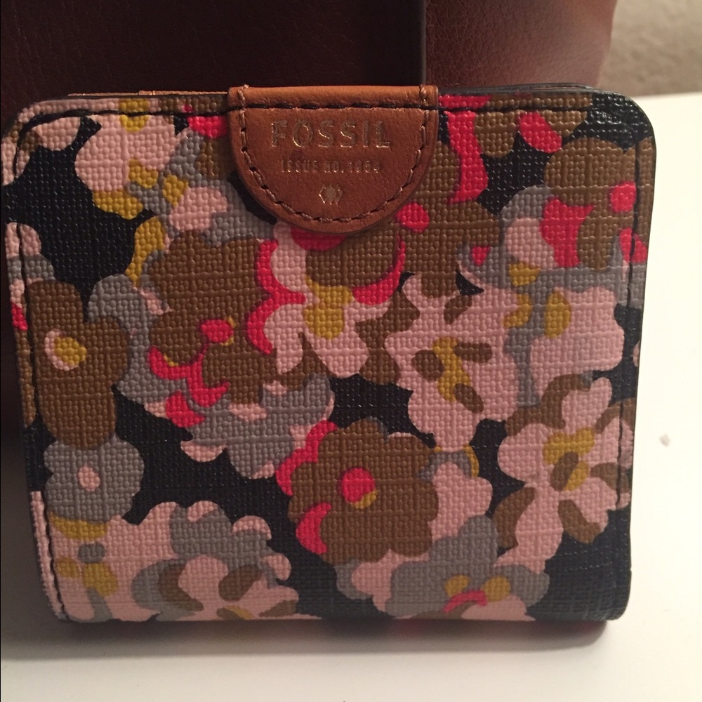 Fossil Wallet