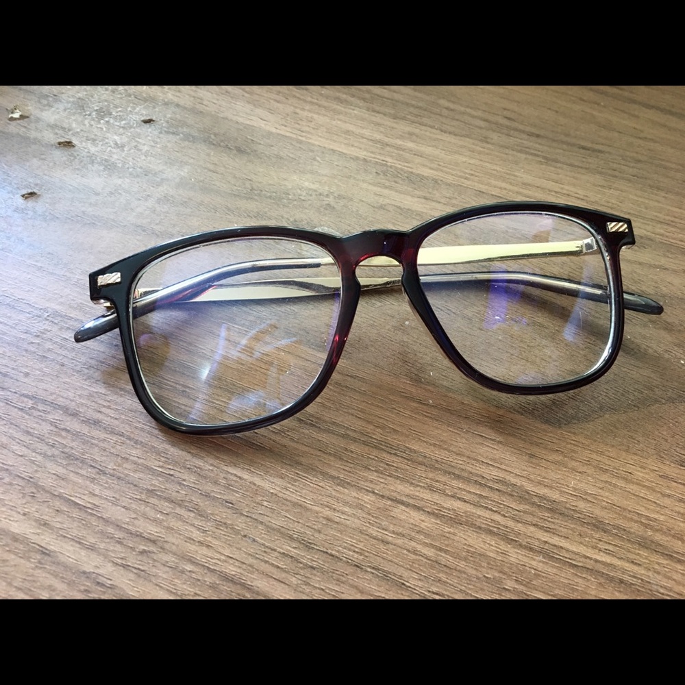 Eye glasses frame