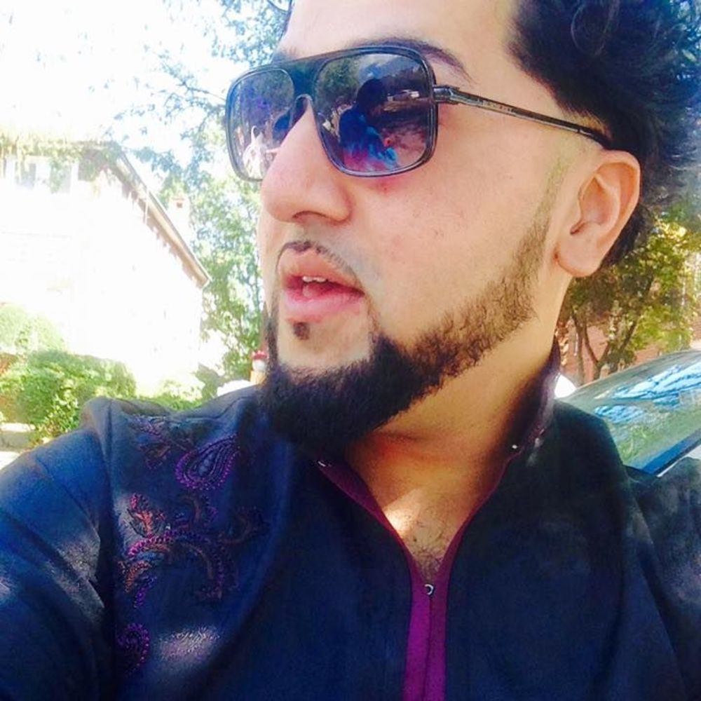 Meet your Posher, Waseem