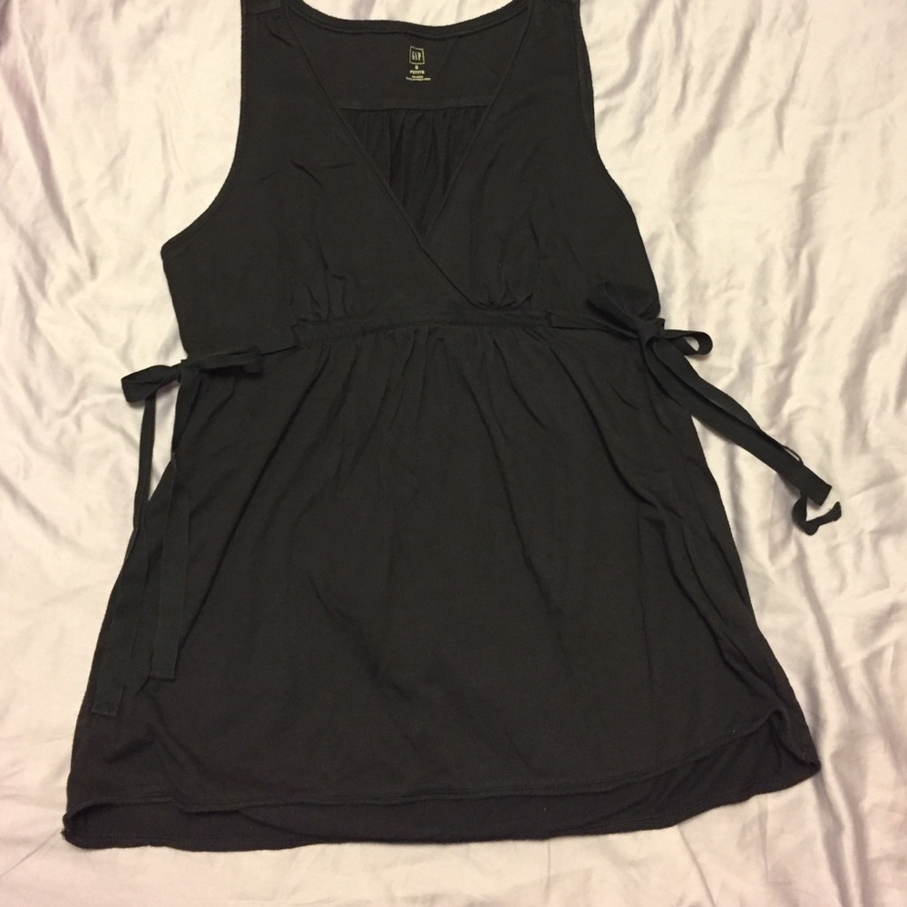 GAP black tie tank