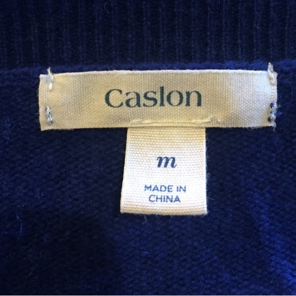 Cobalt blue cashmere sweater - Picture 3 of 3