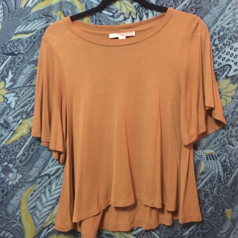 Forever 21 tan flowy shirt