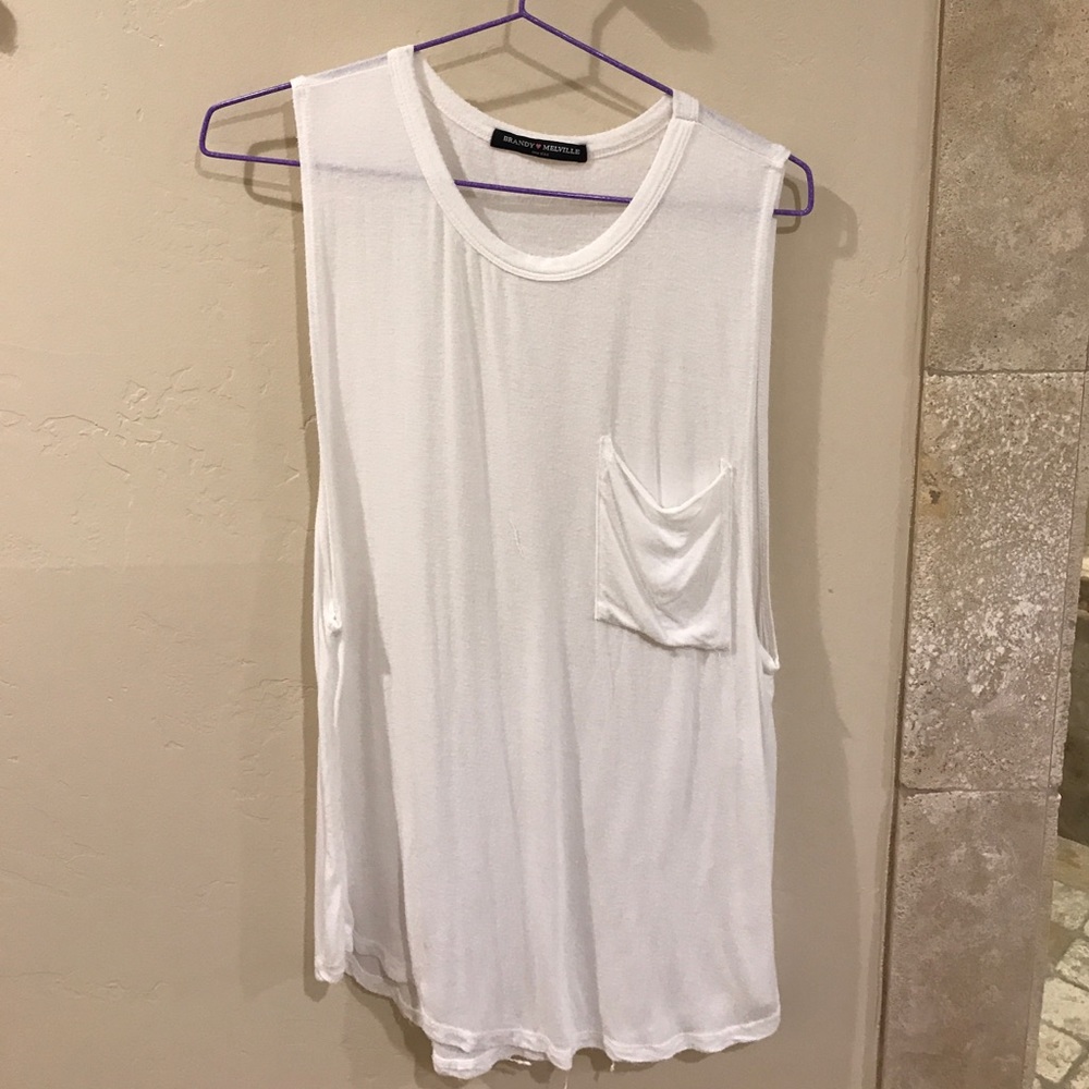 Brandy Melville white top