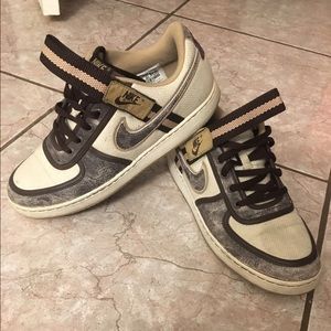 Rare Nike VANDAL Faded Bone Gray Brown
