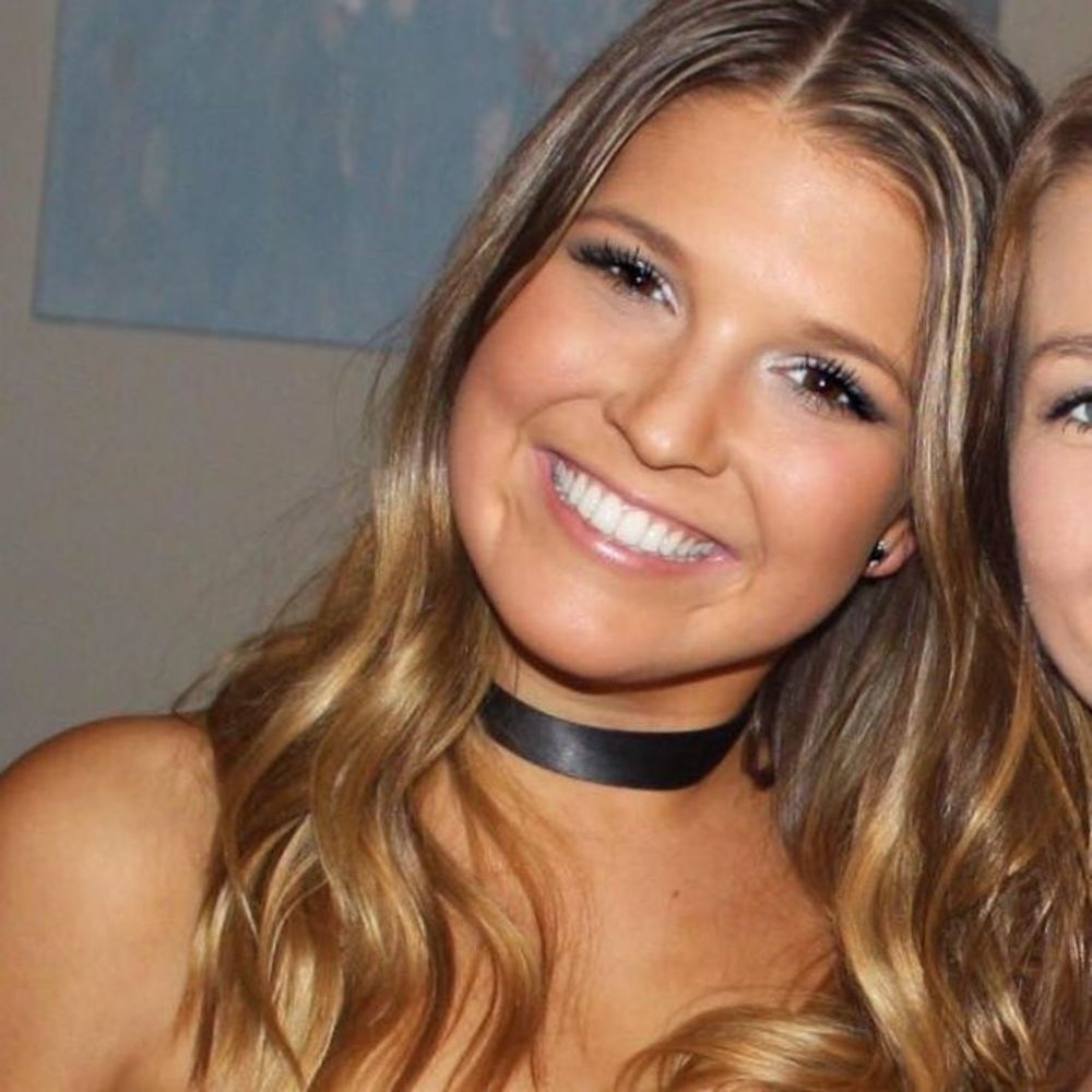 Meet your Posher, Brooke