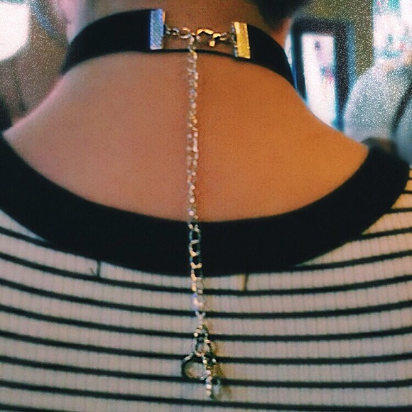 ๐NEW๐ 90's Nostalgia Troll Doll Velvet Choker - Picture 4 of 4