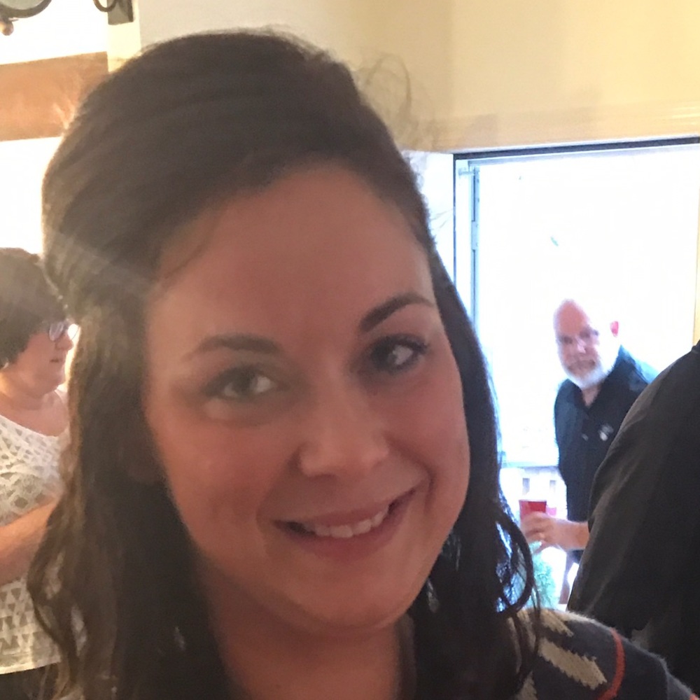 Meet your Posher, Melissa