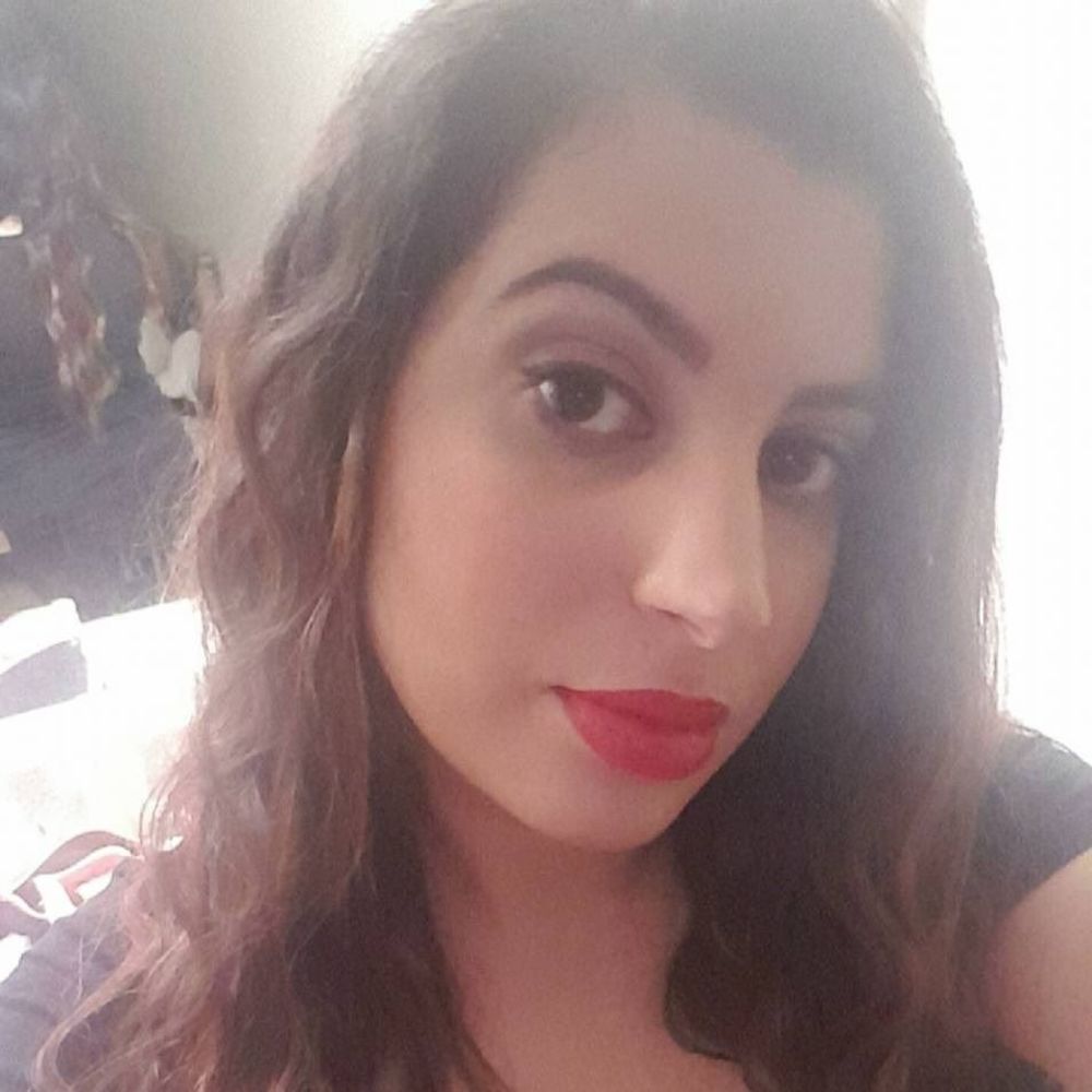 Meet your Posher, Gina