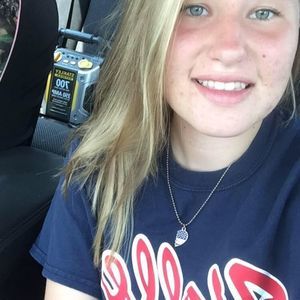 Meet your Posher, Danyelle