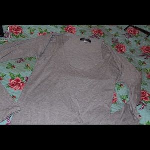 ✂️FINAL PRICE CUT✂️Gray longsleeve shirt w cutouts