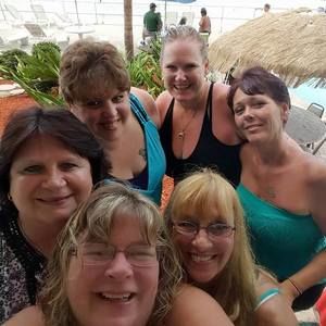 Meet your Posher, Debra