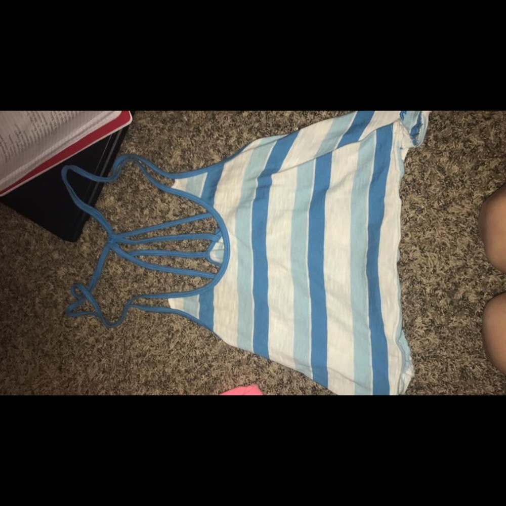 Hollister crop top