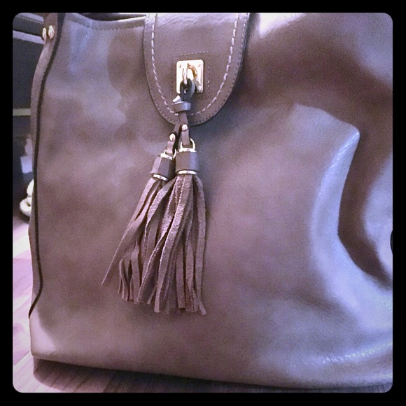 Francesca's Collections Handbags - ‼️30% BUNDLES‼️Shoulder Bag