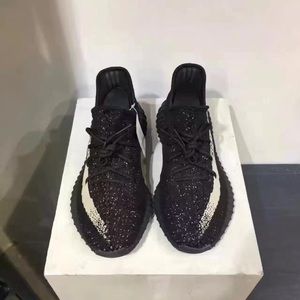 Yeezy 350 boost v2 ADIYB03
