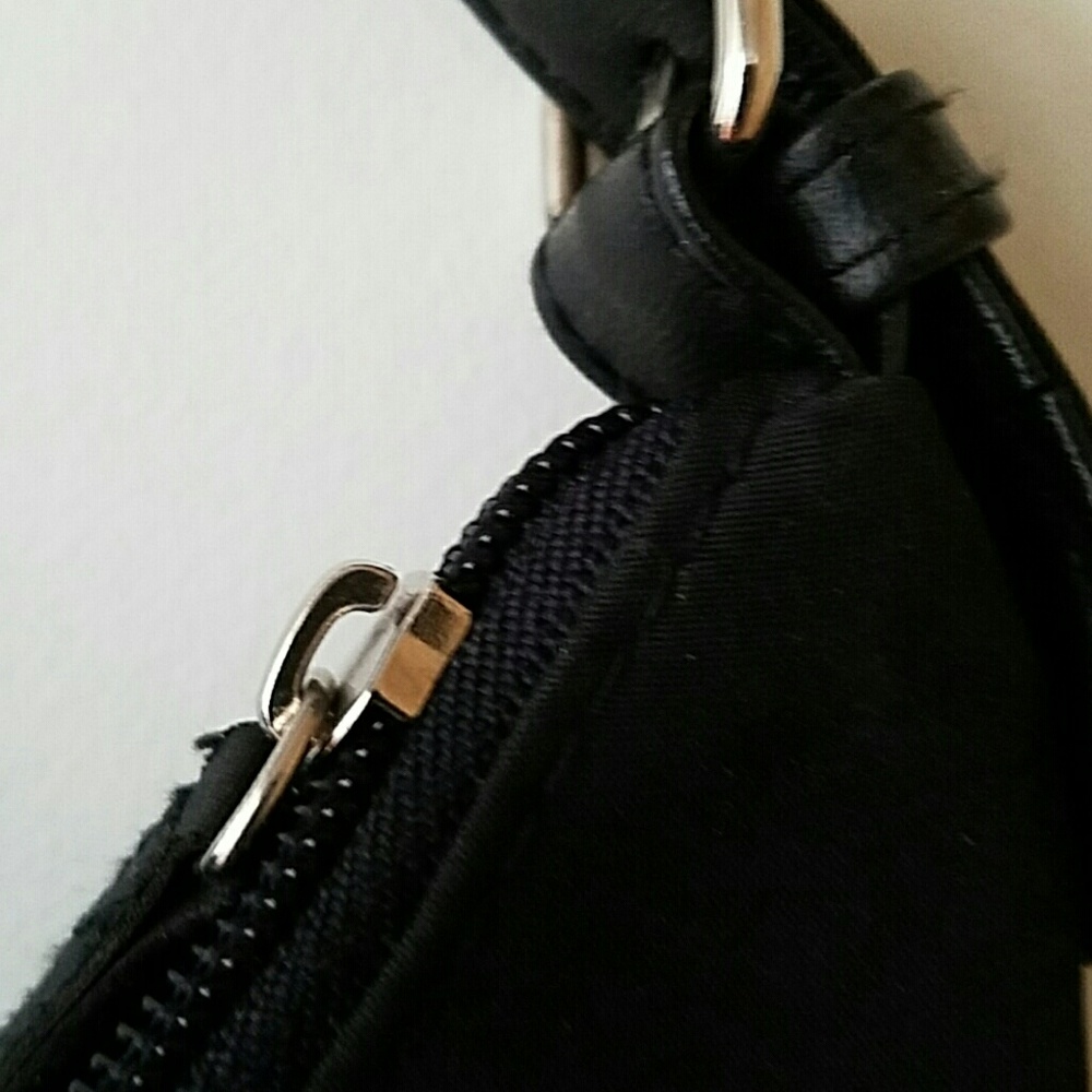 Handbag - Picture 2 of 2