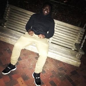 Meet your Posher, Devin