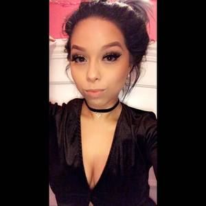 Meet your Posher, Andrea