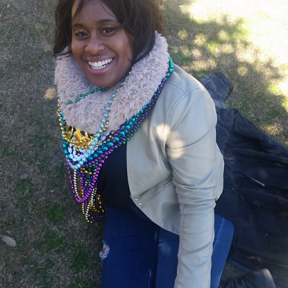 Meet your Posher, Felicia