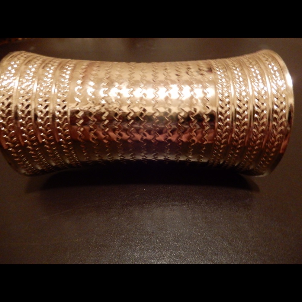 🚫SOLD🚫 Gold Goddess Bracelet