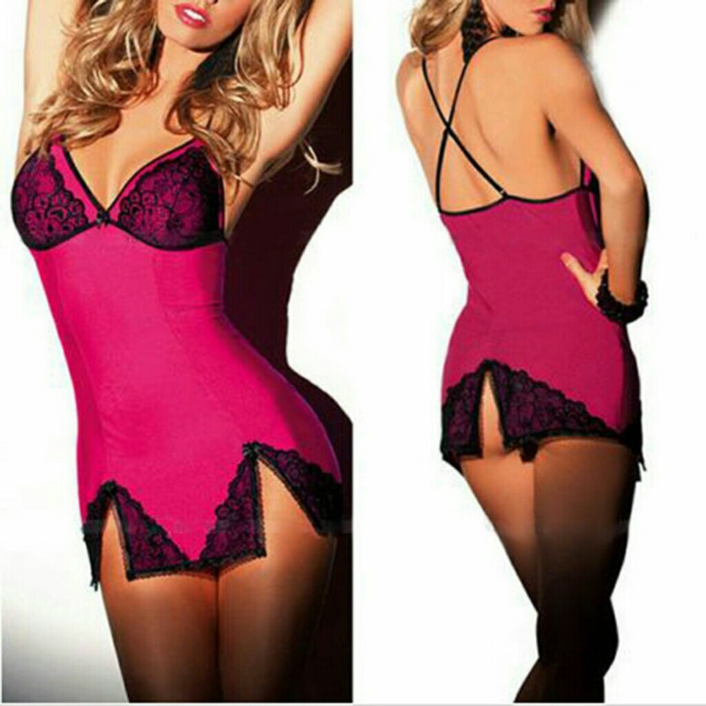 *SALE* NIP Sexy Pink w/ Black Lace Accents Chemise