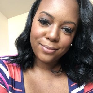 Meet your Posher, Aycee