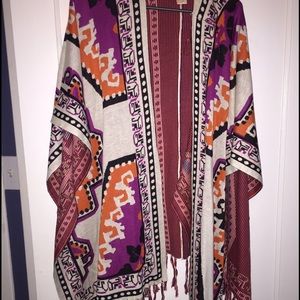 Flying tomato Aztec fringe poncho
