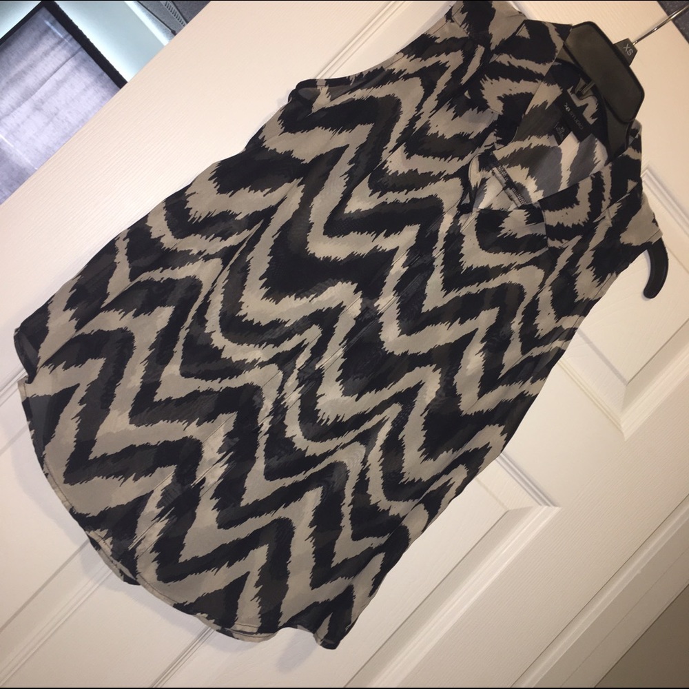 Cute, Versatile Top!