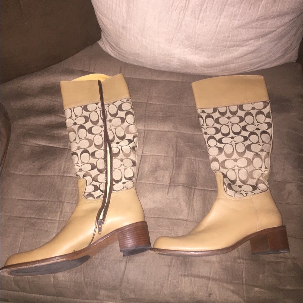 Coach boots