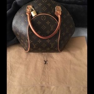 Louis Vuitton Ellipse MM 🌝🌚