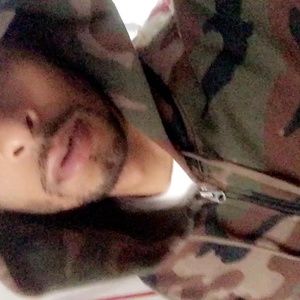 Meet your Posher, Christopher