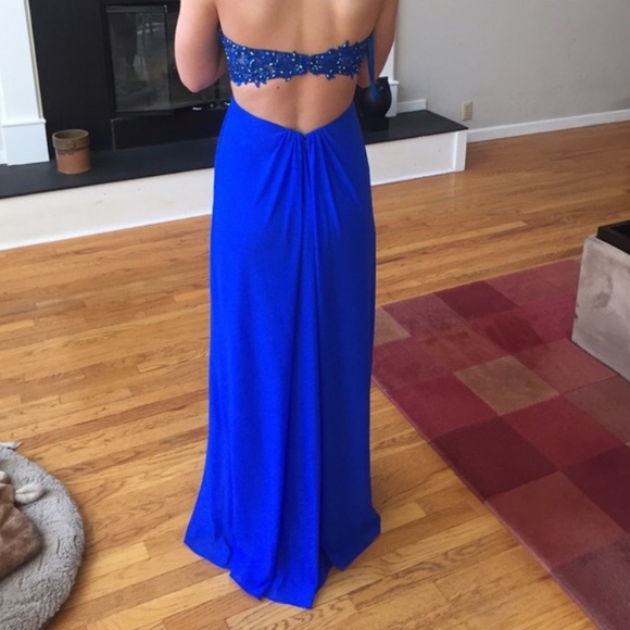 Prom dress - Picture 3 of 4