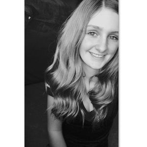 Meet your Posher, Sierra