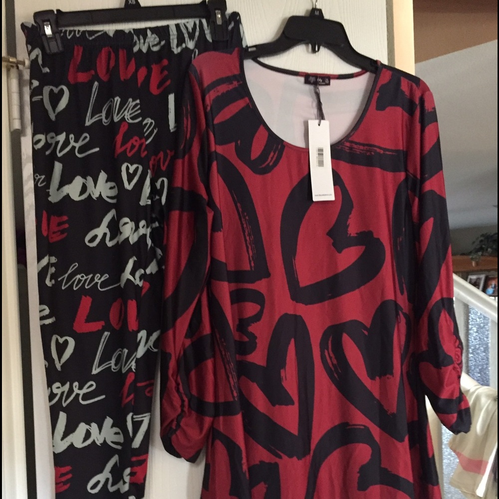NWT red & black tunic with matching leggings