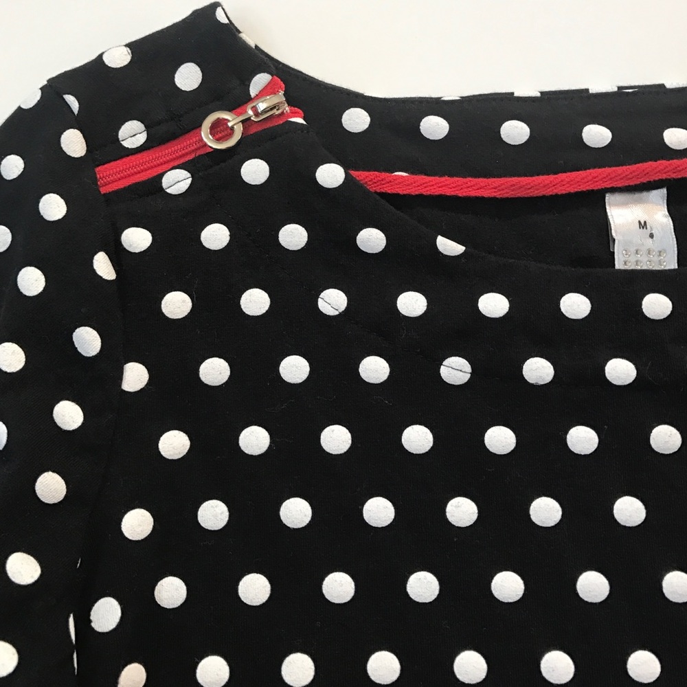 3/4 NWOT polka dot shirt