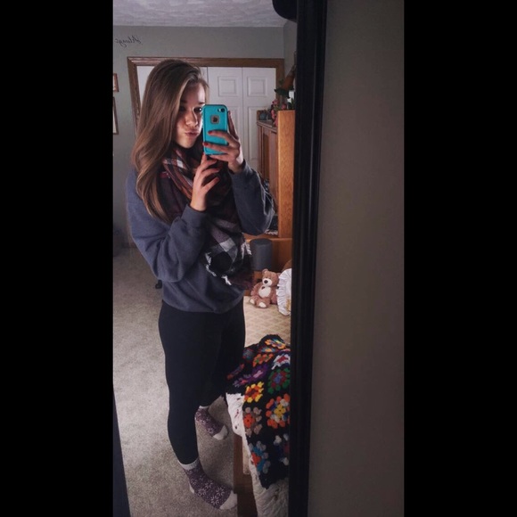 Meet your Posher, Abbie - Picture 1 of 1