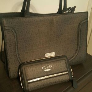Guess purse
