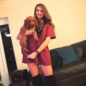 Meet your Posher, Keeley