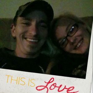 Meet your Posher, Larissa